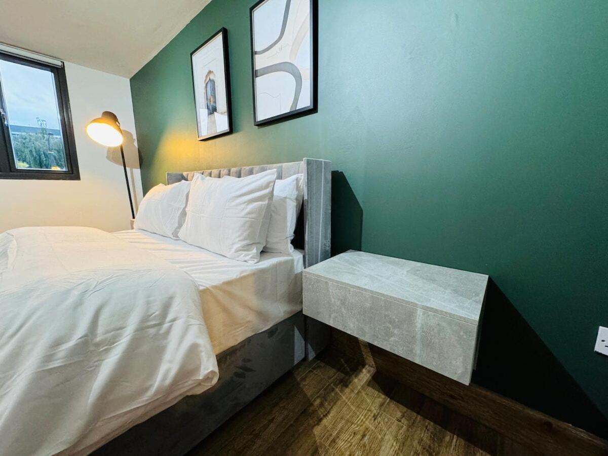 Apartment The Edge Ft1 London