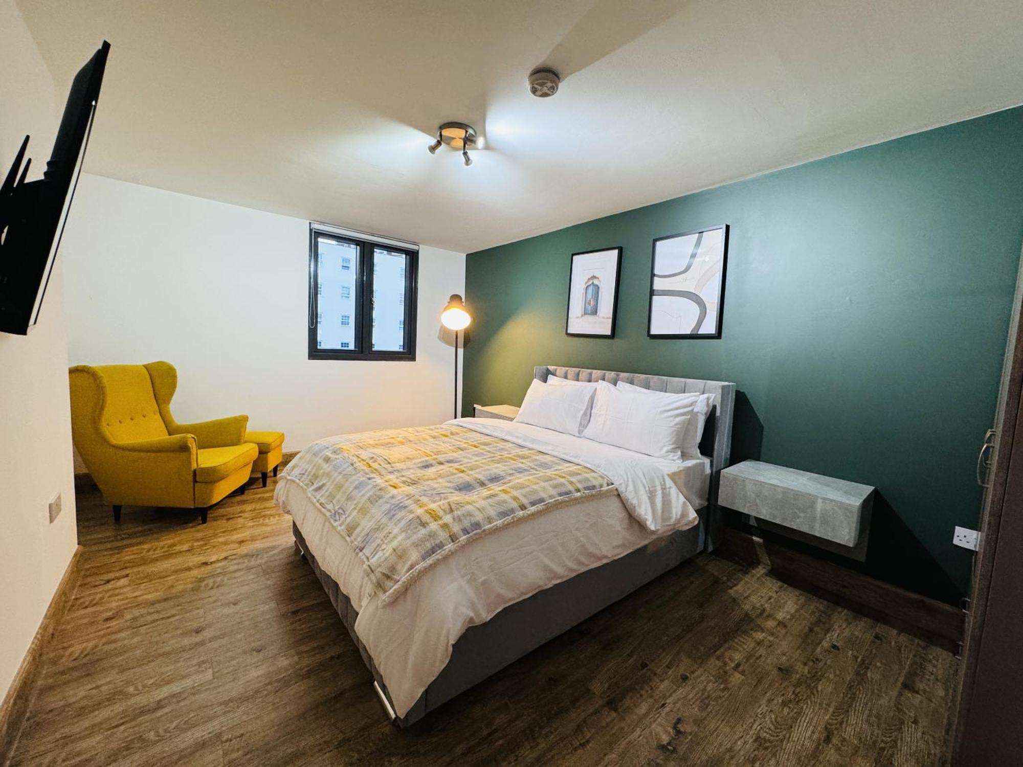 The Edge Ft1 Apartment